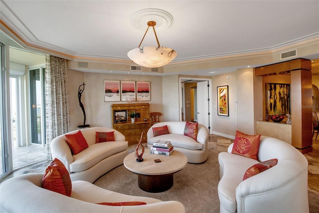 For Sale: $2,350,000 (3 beds, 2 baths, 3738 Square Feet)