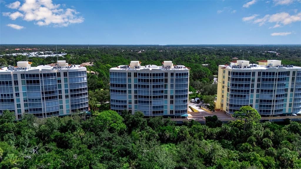 For Sale: $2,350,000 (3 beds, 2 baths, 3738 Square Feet)