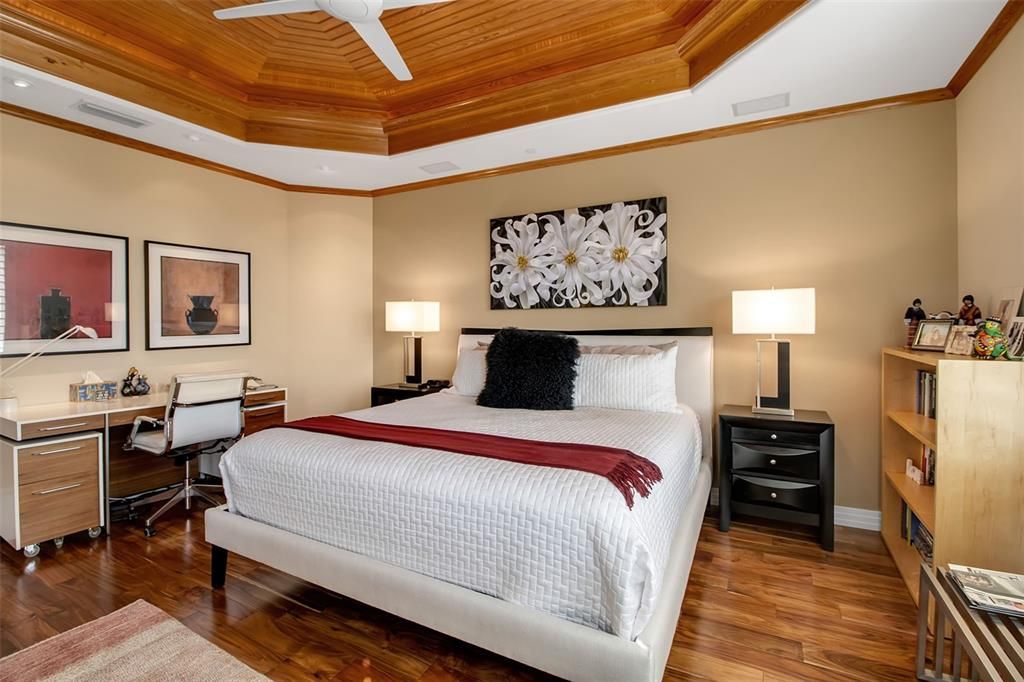 For Sale: $2,350,000 (3 beds, 2 baths, 3738 Square Feet)