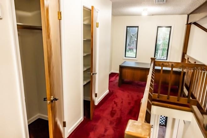 En Venta: $425,000 (3 camas, 2 baños, 1918 Pies cuadrados)