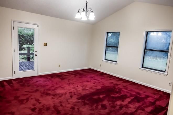 En Venta: $425,000 (3 camas, 2 baños, 1918 Pies cuadrados)