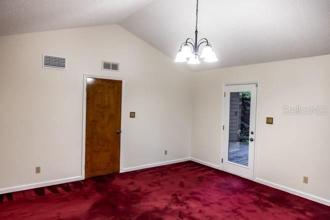 En Venta: $425,000 (3 camas, 2 baños, 1918 Pies cuadrados)