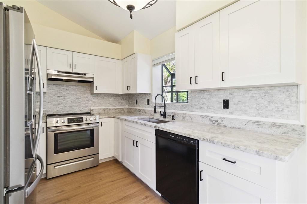 En Renta: $2,100 (2 camas, 2 baños, 1036 Pies cuadrados)