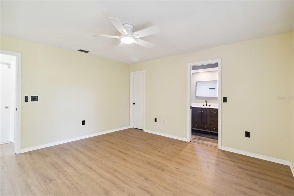 En Renta: $2,100 (2 camas, 2 baños, 1036 Pies cuadrados)