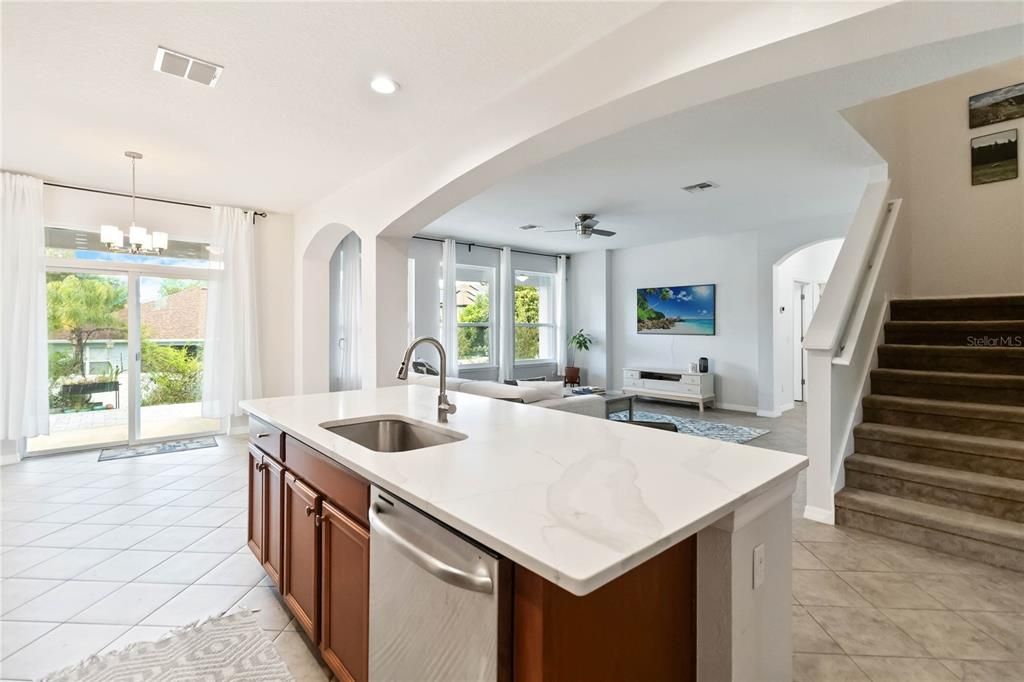 Active With Contract: $599,990 (5 beds, 4 baths, 4247 Square Feet)