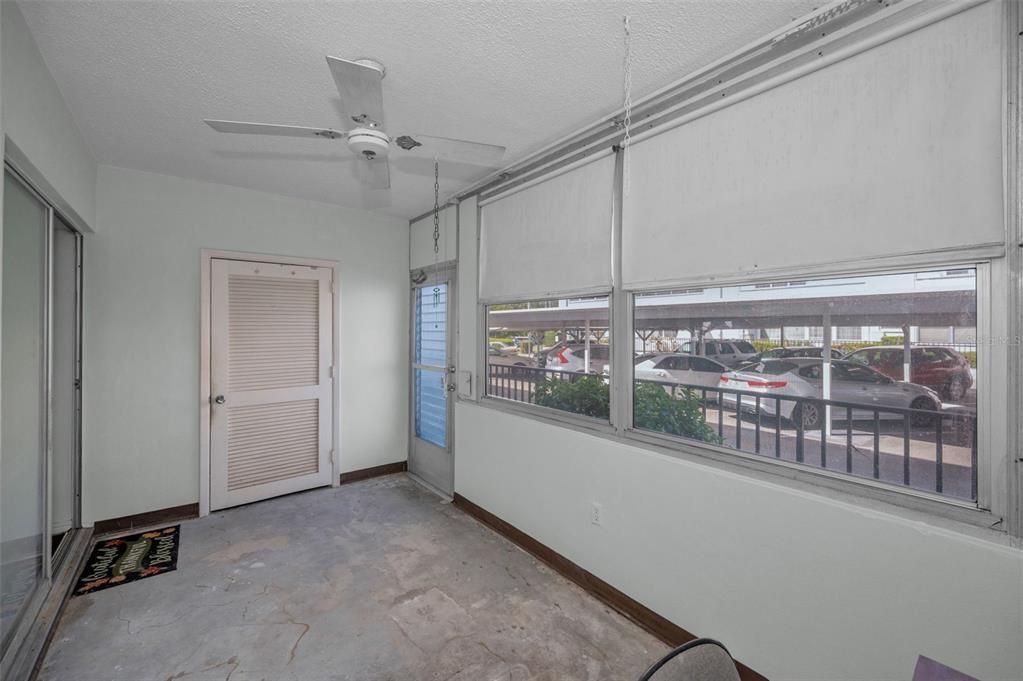 Active With Contract: $99,000 (2 beds, 2 baths, 1134 Square Feet)
