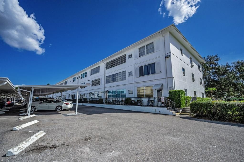 Active With Contract: $99,000 (2 beds, 2 baths, 1134 Square Feet)