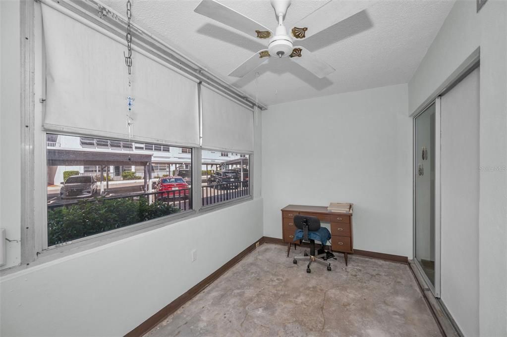 Active With Contract: $99,000 (2 beds, 2 baths, 1134 Square Feet)