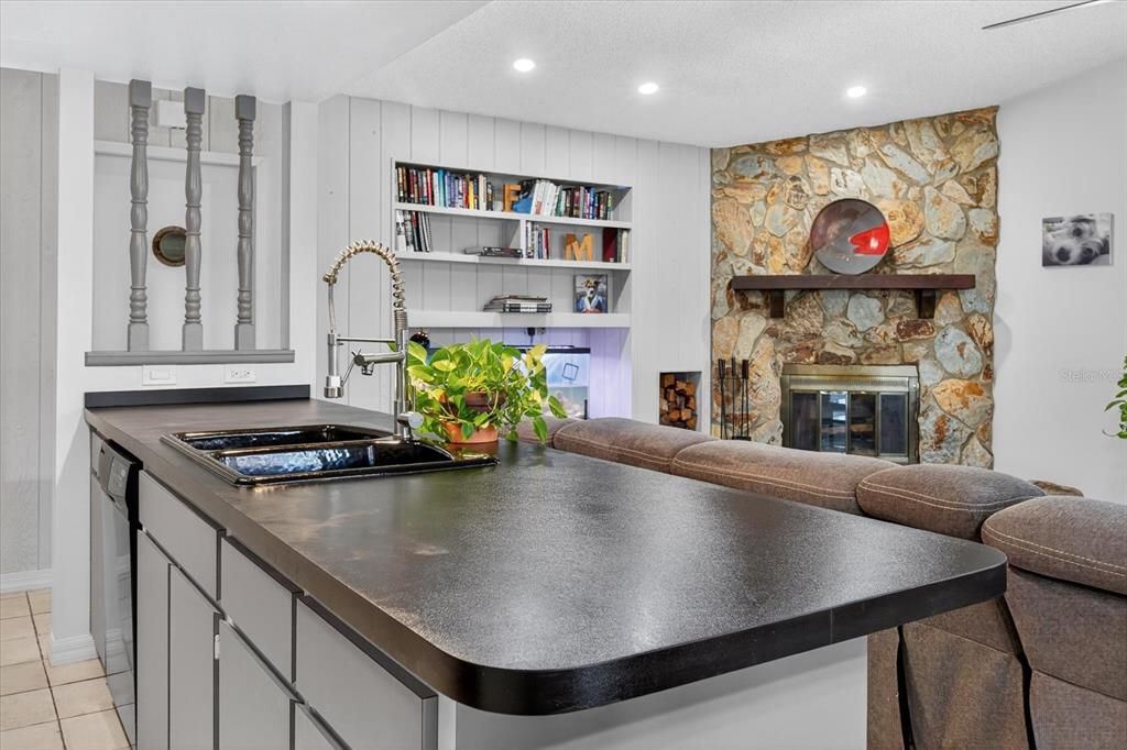 En Venta: $425,000 (2 camas, 2 baños, 1203 Pies cuadrados)