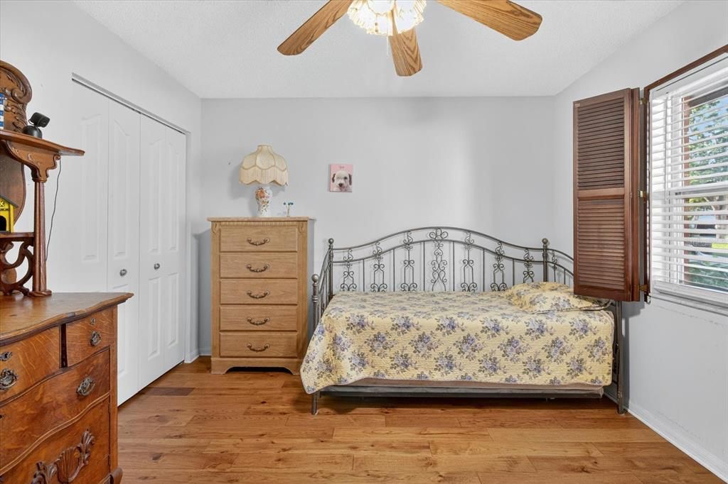 En Venta: $425,000 (2 camas, 2 baños, 1203 Pies cuadrados)