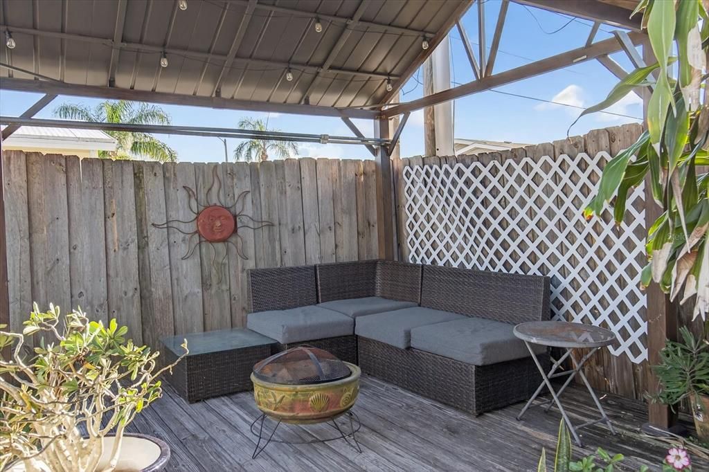 En Venta: $425,000 (2 camas, 2 baños, 1203 Pies cuadrados)