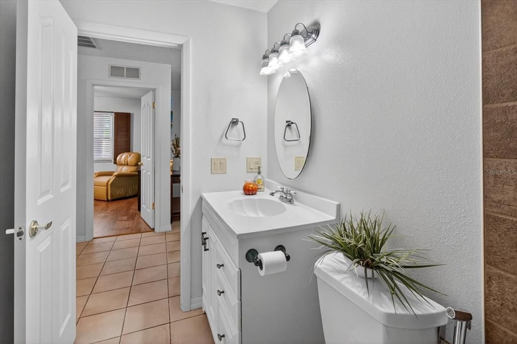 En Venta: $425,000 (2 camas, 2 baños, 1203 Pies cuadrados)