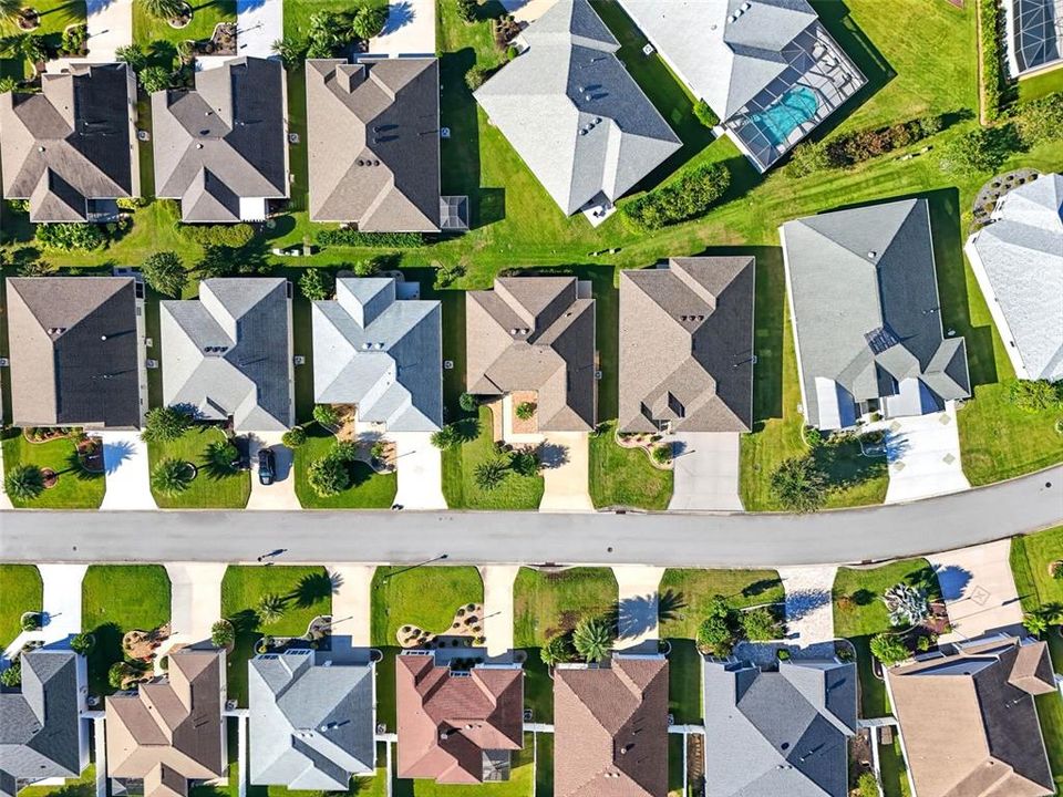 For Sale: $385,000 (3 beds, 2 baths, 1558 Square Feet)