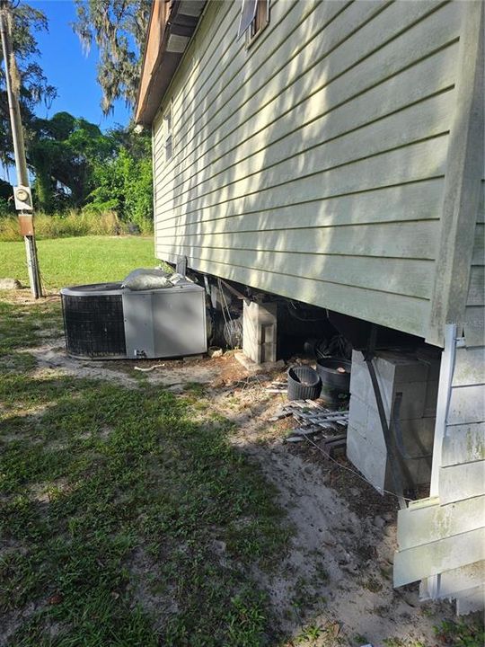 For Sale: $135,000 (3 beds, 2 baths, 1344 Square Feet)