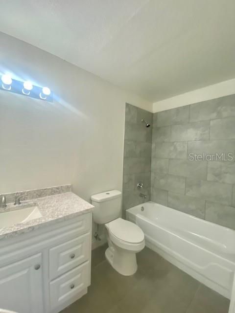 Activo con contrato: $120,000 (1 camas, 1 baños, 580 Pies cuadrados)