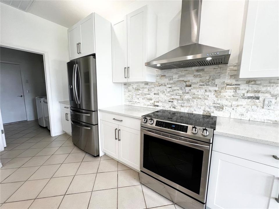 For Rent: $2,650 (2 beds, 2 baths, 1688 Square Feet)