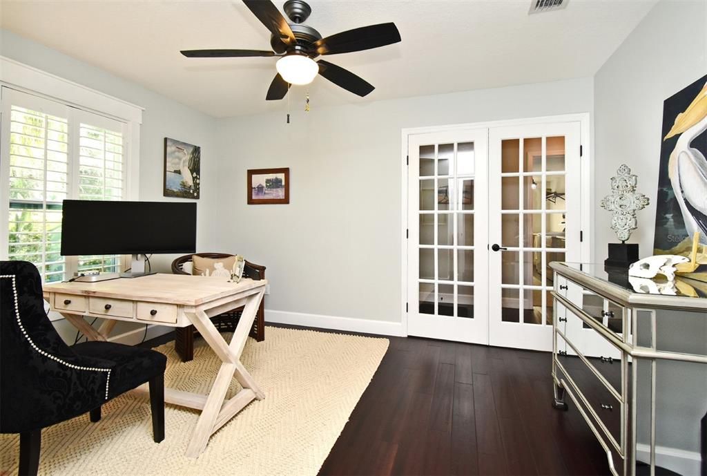 For Sale: $465,000 (3 beds, 2 baths, 1612 Square Feet)