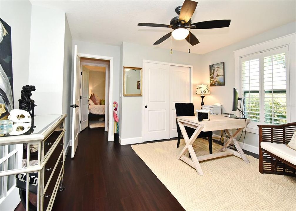 For Sale: $465,000 (3 beds, 2 baths, 1612 Square Feet)