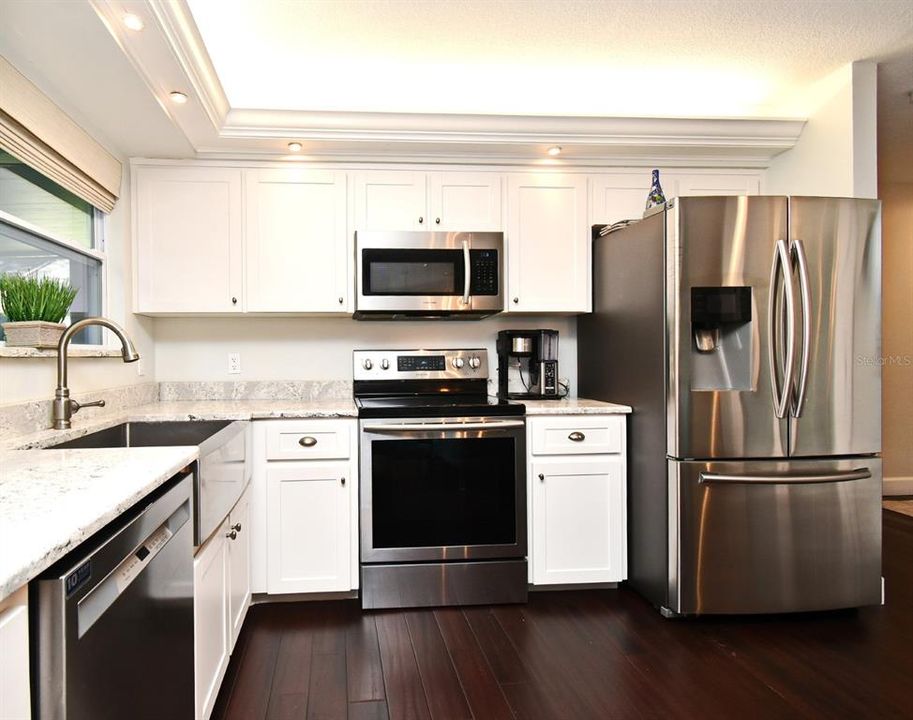 For Sale: $465,000 (3 beds, 2 baths, 1612 Square Feet)