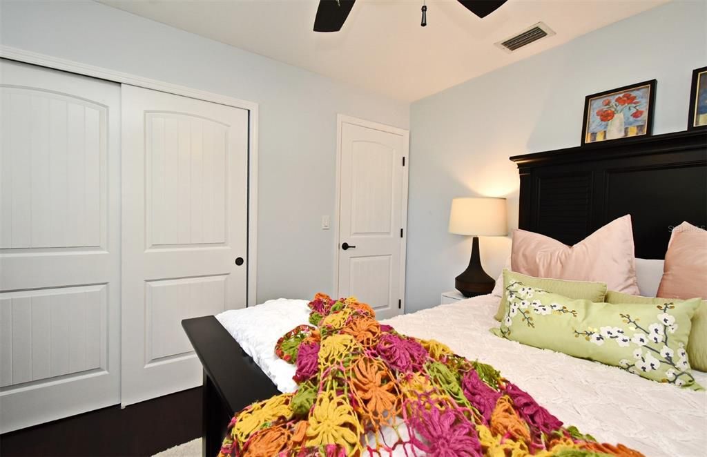 For Sale: $465,000 (3 beds, 2 baths, 1612 Square Feet)