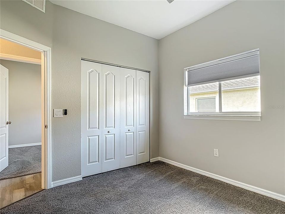 Active With Contract: $219,500 (3 beds, 2 baths, 1043 Square Feet)