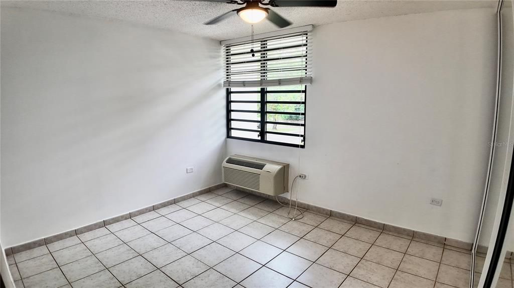 For Rent: $1,850 (2 beds, 2 baths, 1219 Square Feet)