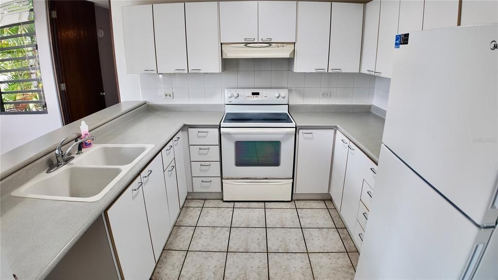 For Rent: $1,850 (2 beds, 2 baths, 1219 Square Feet)