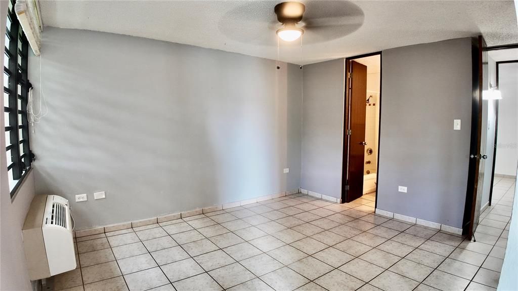 For Rent: $1,850 (2 beds, 2 baths, 1219 Square Feet)