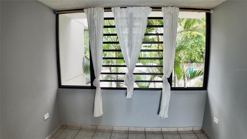 For Rent: $1,850 (2 beds, 2 baths, 1219 Square Feet)