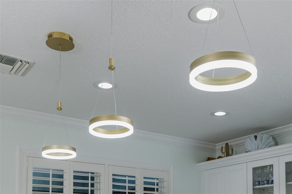 待售: $1,025,000 (3 贝兹, 3 浴室, 2232 平方英尺)