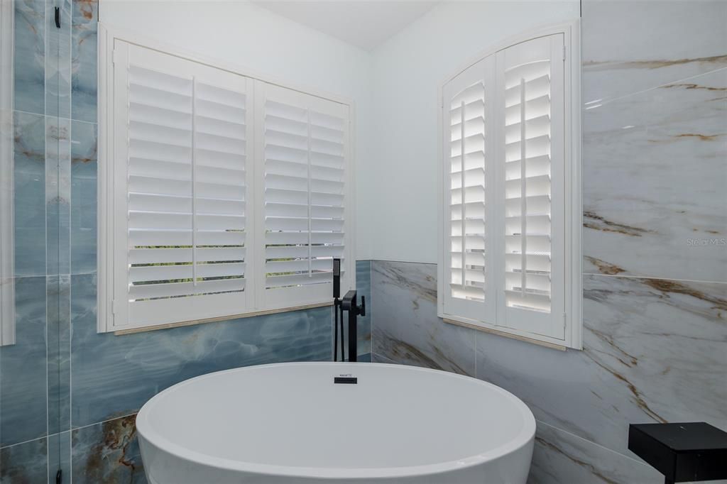 待售: $1,025,000 (3 贝兹, 3 浴室, 2232 平方英尺)