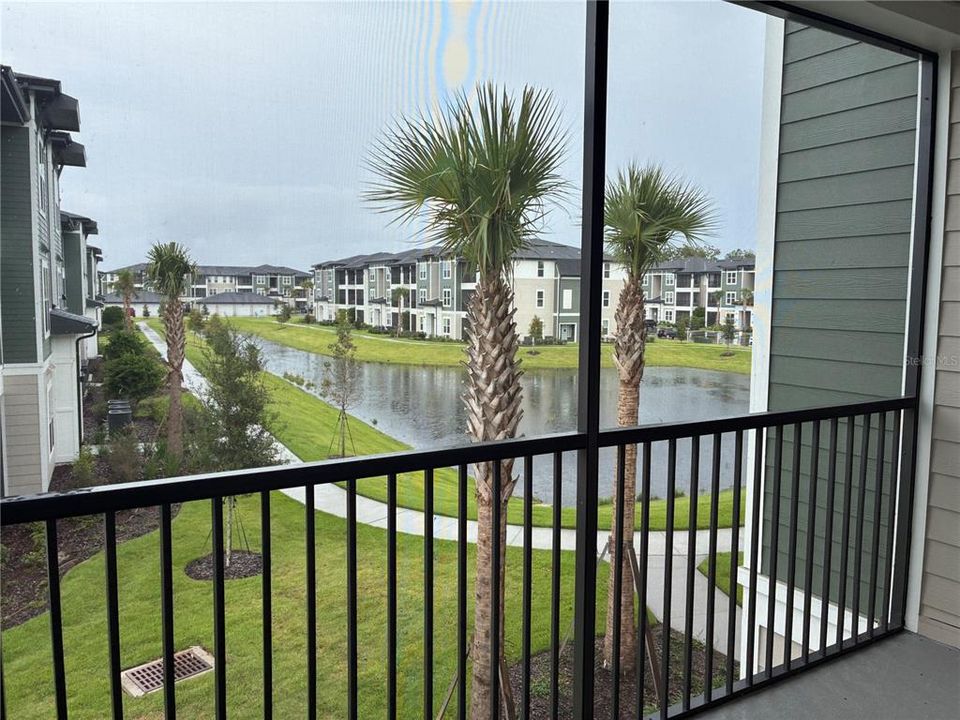 For Rent: $1,795 (2 beds, 2 baths, 1305 Square Feet)