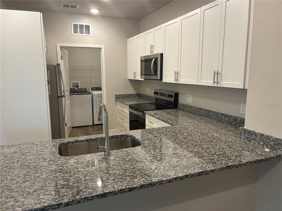 For Rent: $1,795 (2 beds, 2 baths, 1305 Square Feet)
