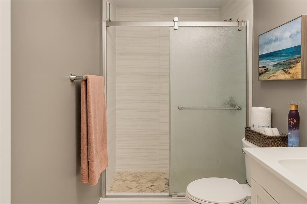 For Sale: $653,000 (3 beds, 3 baths, 1445.73 Square Feet)