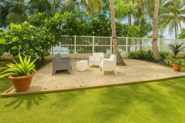 For Sale: $653,000 (3 beds, 3 baths, 1445.73 Square Feet)