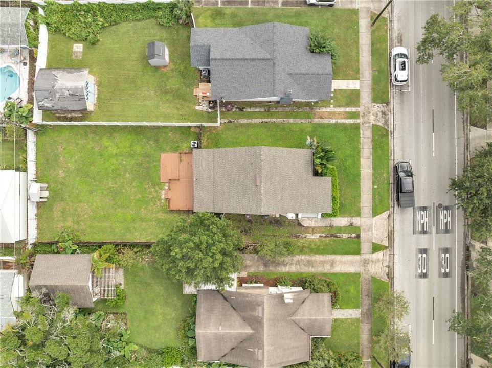 For Sale: $410,000 (4 beds, 1 baths, 1280 Square Feet)