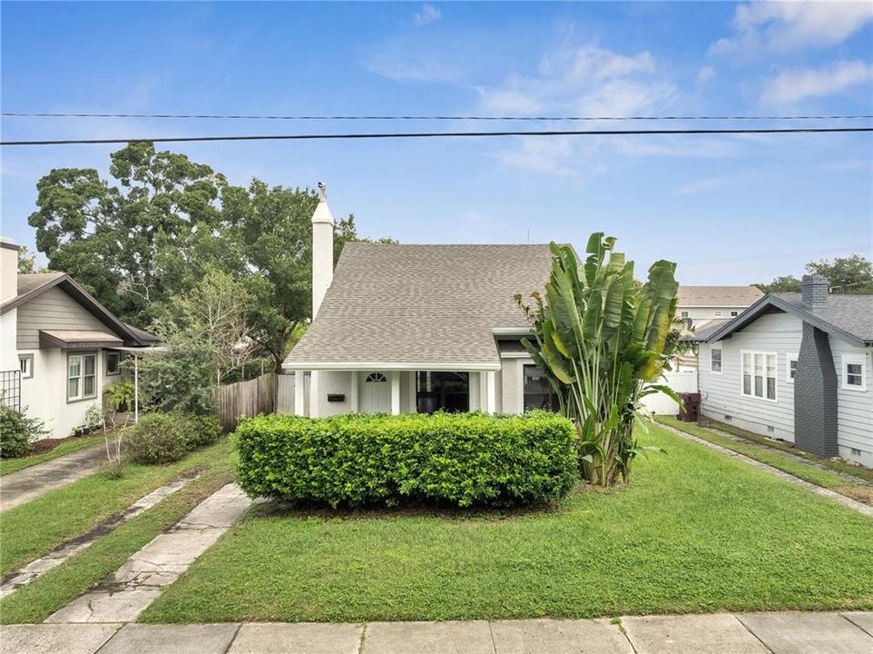 For Sale: $410,000 (4 beds, 1 baths, 1280 Square Feet)