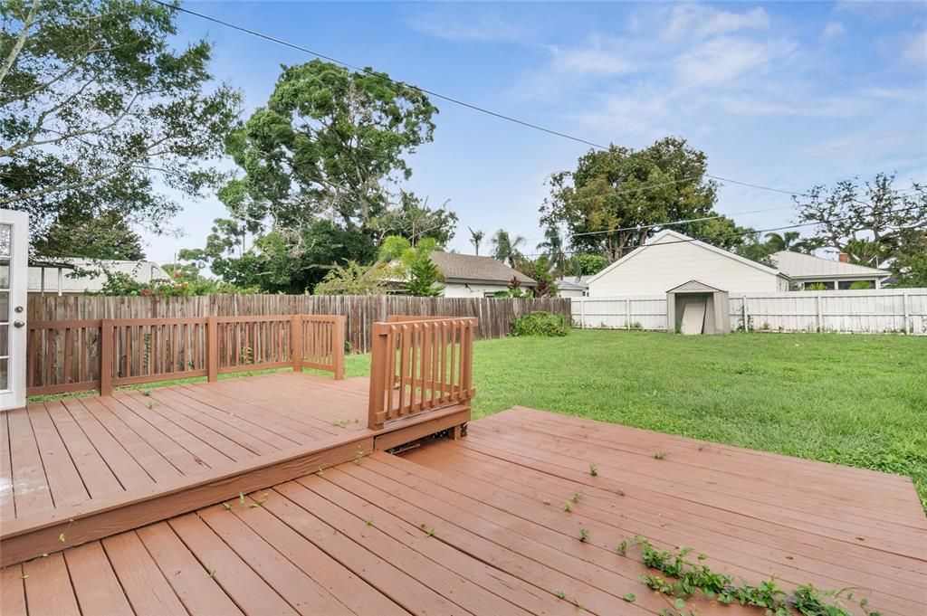 For Sale: $410,000 (4 beds, 1 baths, 1280 Square Feet)