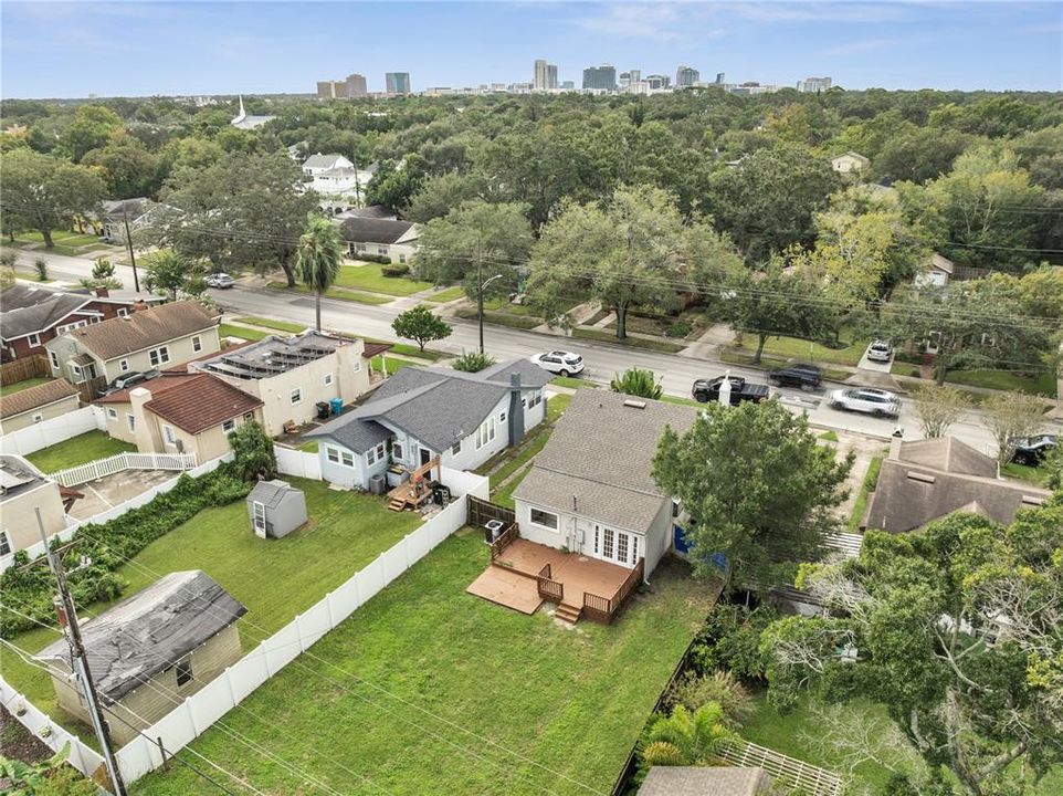 For Sale: $410,000 (4 beds, 1 baths, 1280 Square Feet)