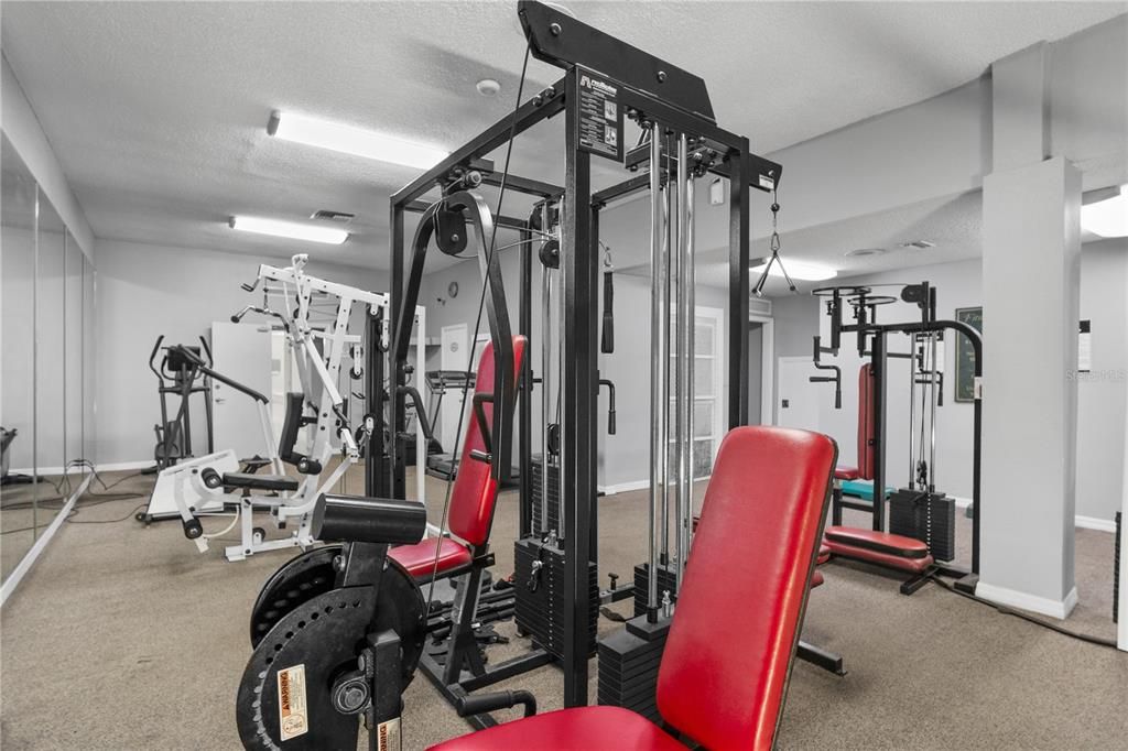 Active With Contract: $134,000 (2 beds, 2 baths, 984 Square Feet)