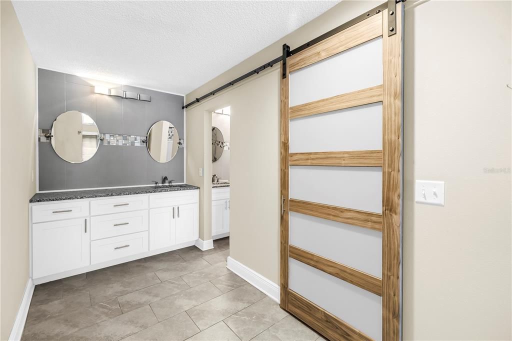 合同活跃: $499,000 (3 贝兹, 2 浴室, 1900 平方英尺)