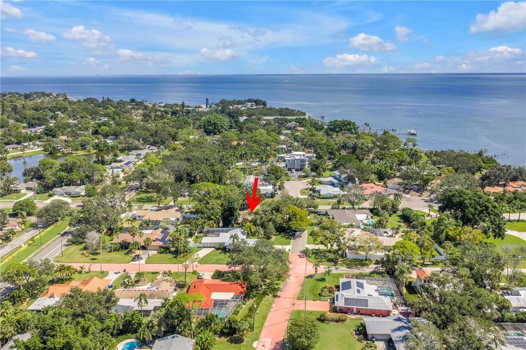 合同活跃: $499,000 (3 贝兹, 2 浴室, 1900 平方英尺)