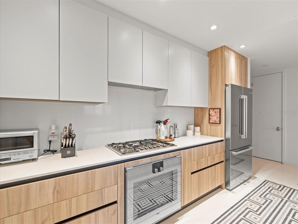 For Rent: $7,500 (2 beds, 2 baths, 1409 Square Feet)