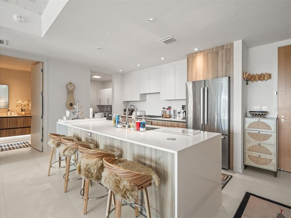 For Rent: $7,500 (2 beds, 2 baths, 1409 Square Feet)