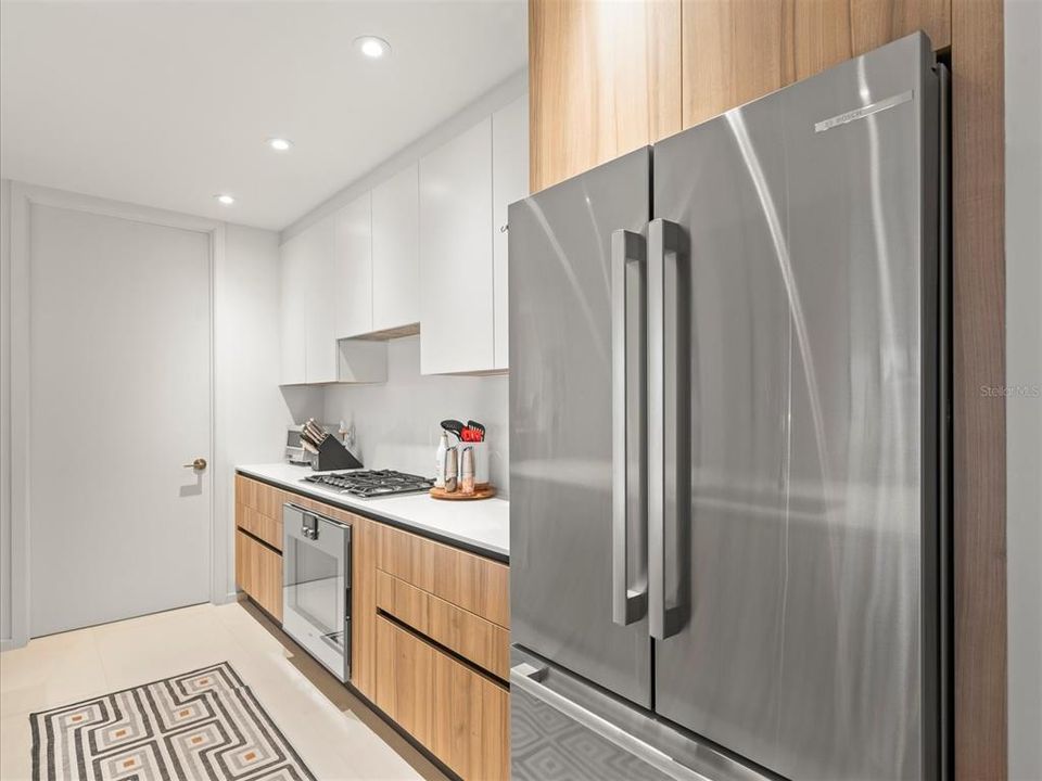 For Rent: $7,500 (2 beds, 2 baths, 1409 Square Feet)