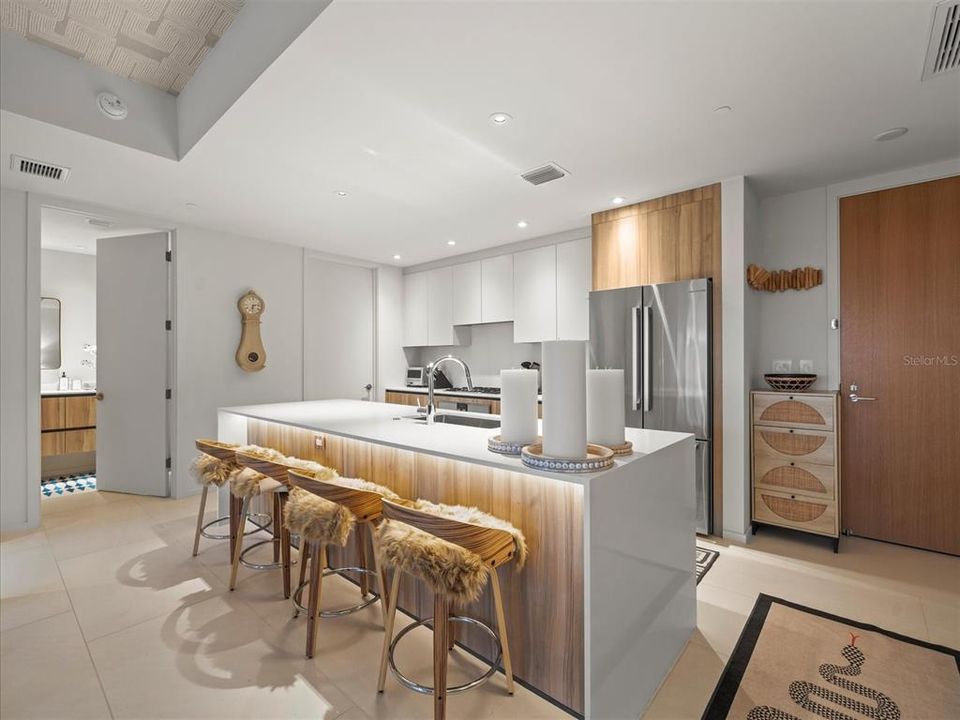 For Rent: $7,500 (2 beds, 2 baths, 1409 Square Feet)