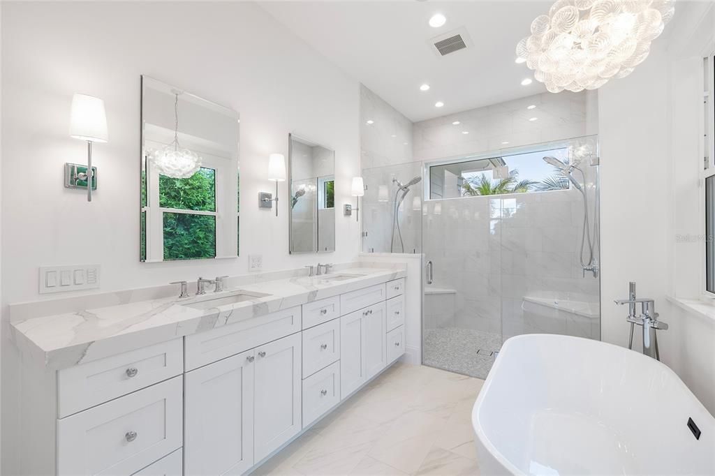 На продажу: $5,995,000 (5 спален, 5 ванн, 4016 Квадратных фут)