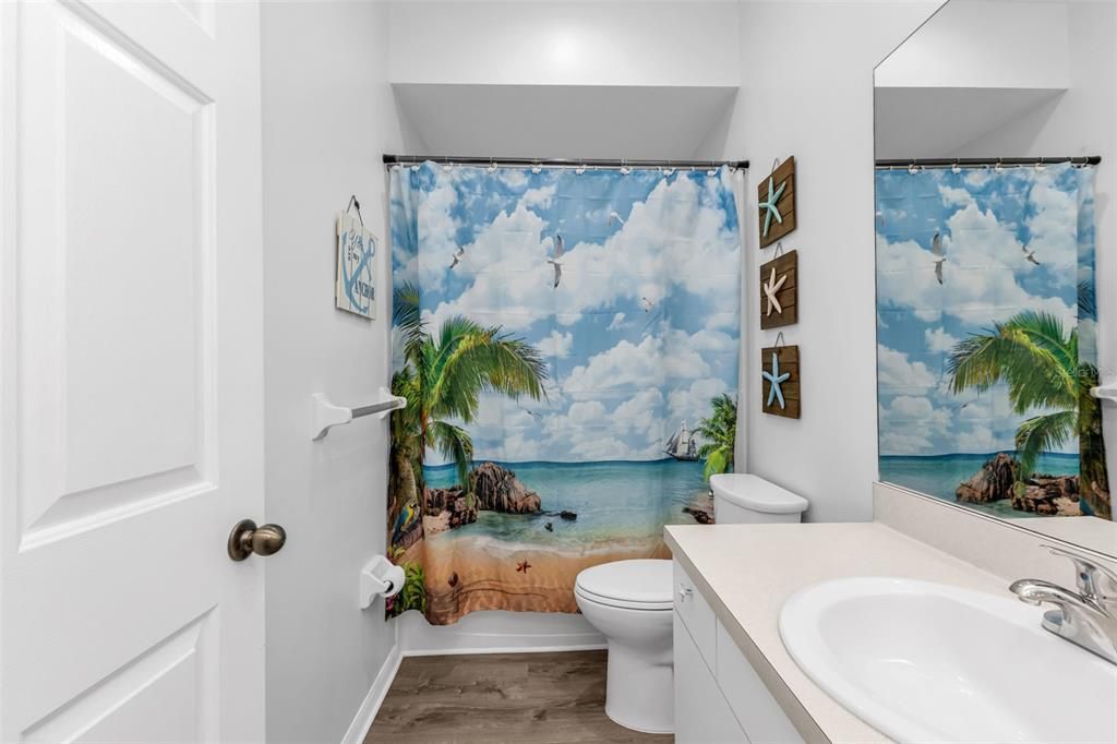 Active With Contract: $1,850 (2 beds, 2 baths, 1190 Square Feet)