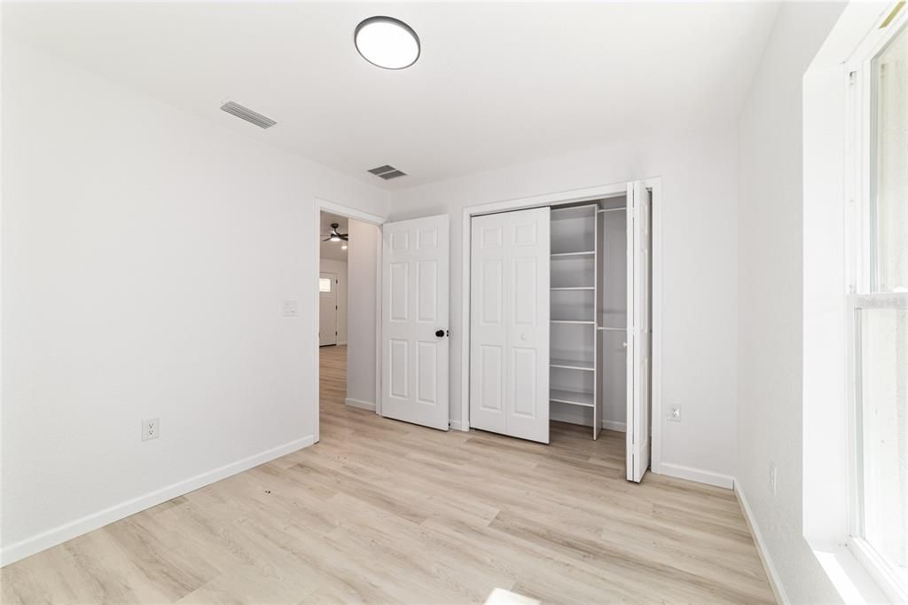 For Sale: $215,000 (3 beds, 2 baths, 1157 Square Feet)