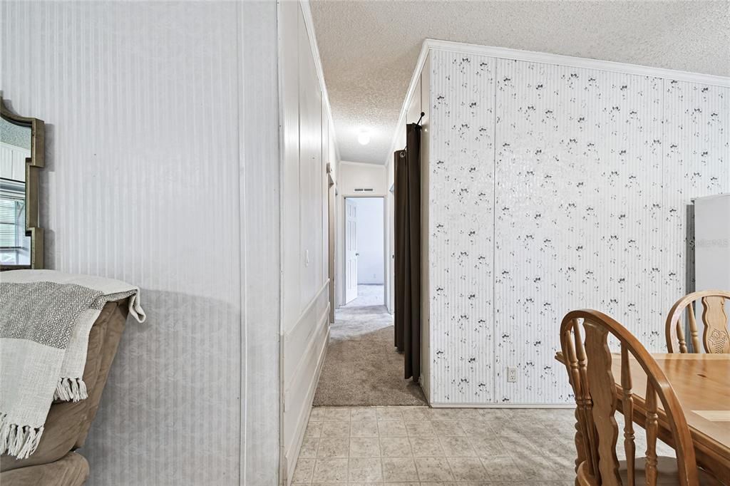 En Venta: $315,000 (4 camas, 2 baños, 1620 Pies cuadrados)